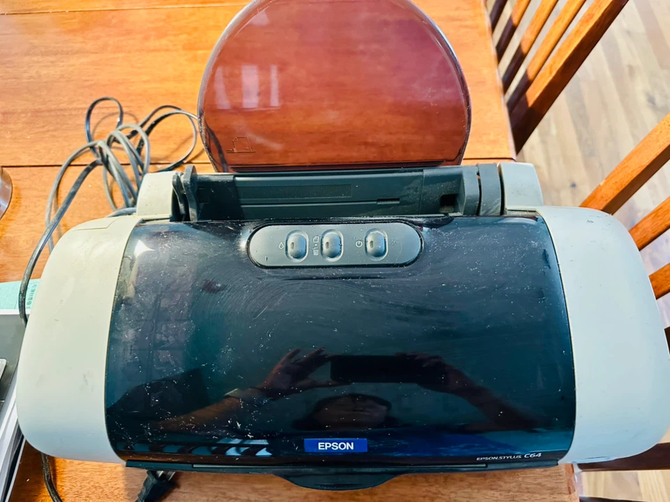 Epson Stylus C64 Printer with Ink Cartridges - photo 2