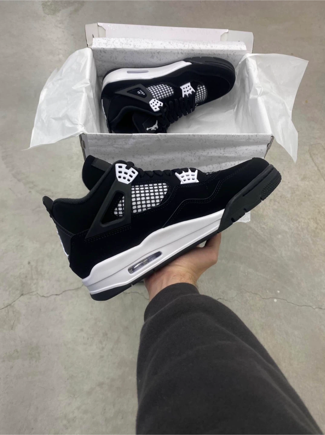 Jordan 4 white thunder - photo 3