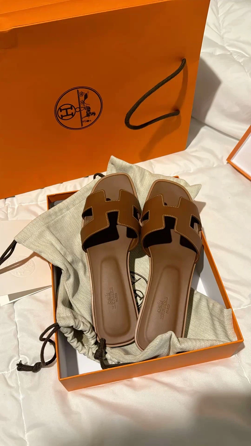 Hermès Oran Sandals