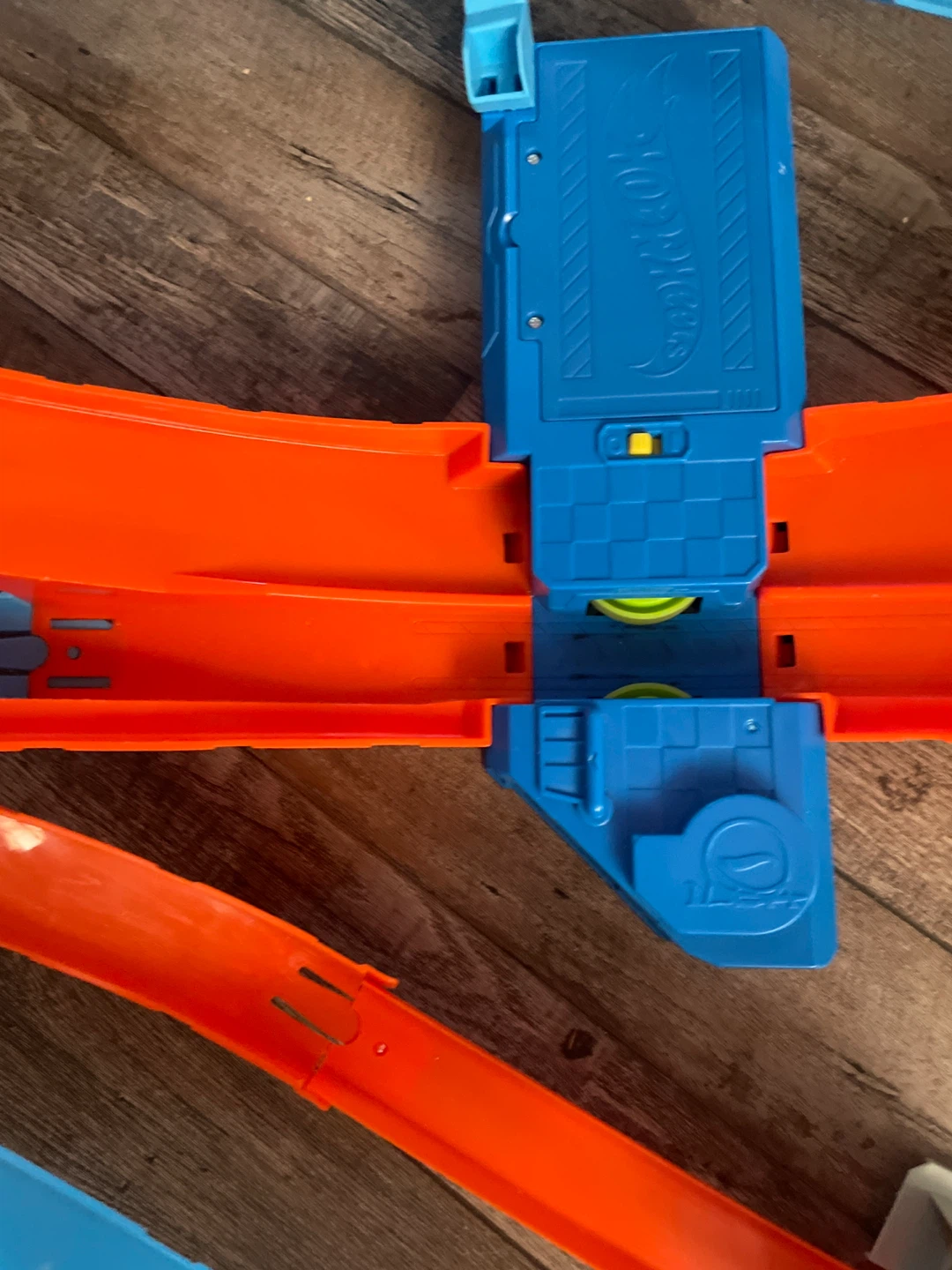 Hot wheels Massive Loop Mayhem track set for kids - photo 4