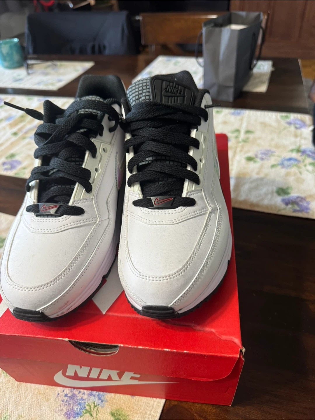 Nike Air Max size 9 Men's Shoes - photo 2
