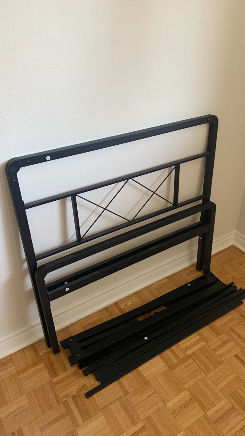 Twin Metal Bed Frame – Easy Assembly – Great Quality - photo 4