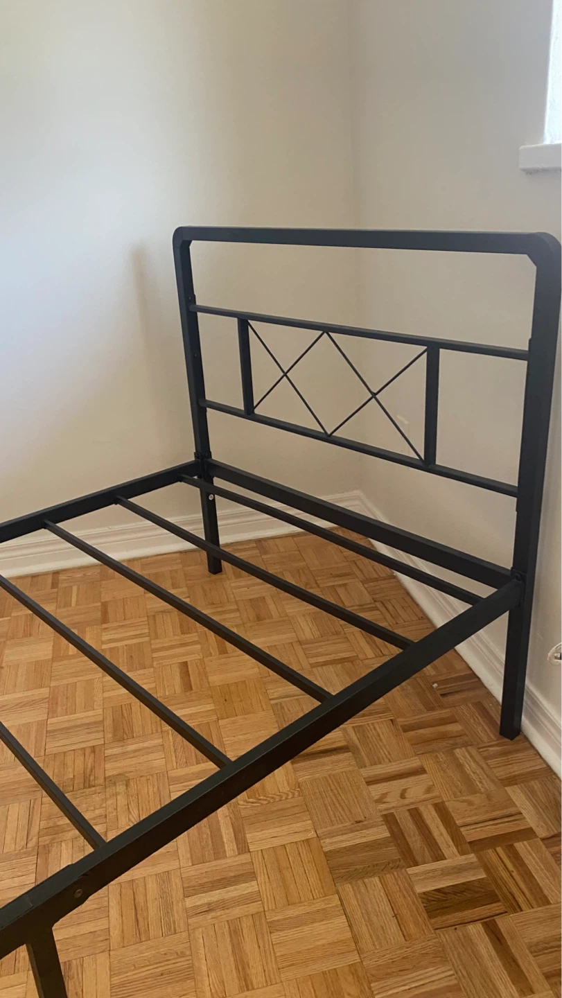 Twin Metal Bed Frame – Easy Assembly – Great Quality - photo 2