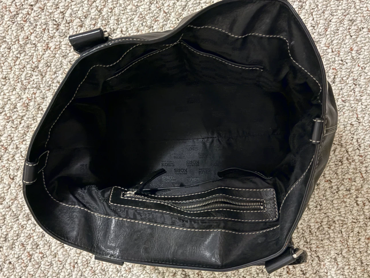 Michael Kors Black Leather Shoulder Bag - photo 4