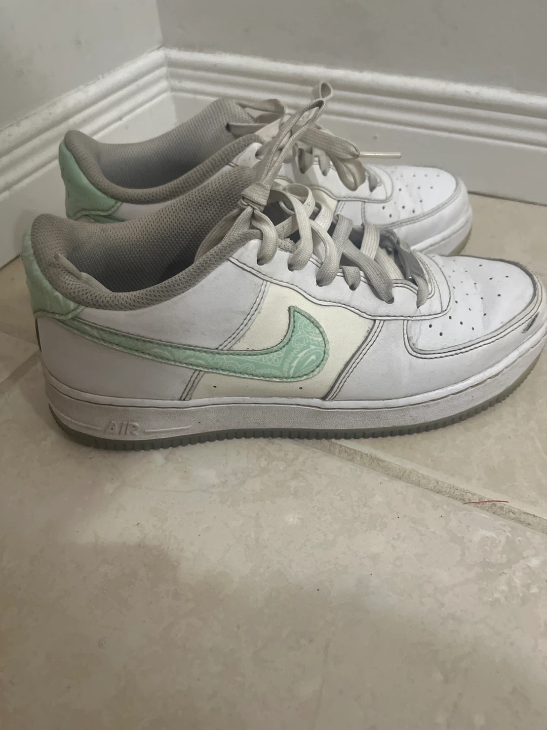 Nike Air Force 1 Low - White/Mint Green