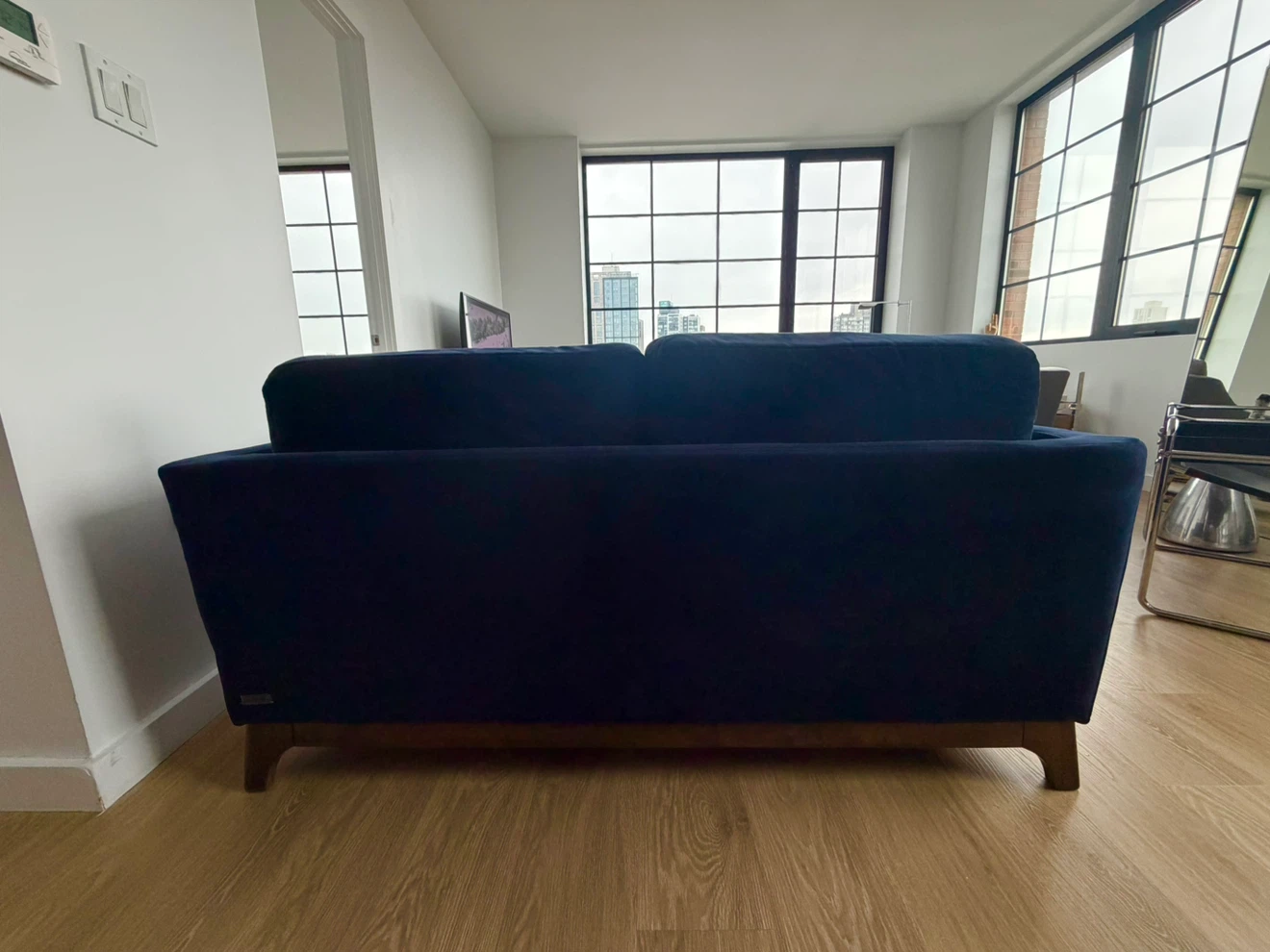 Article Ceni Loveseat - photo 4