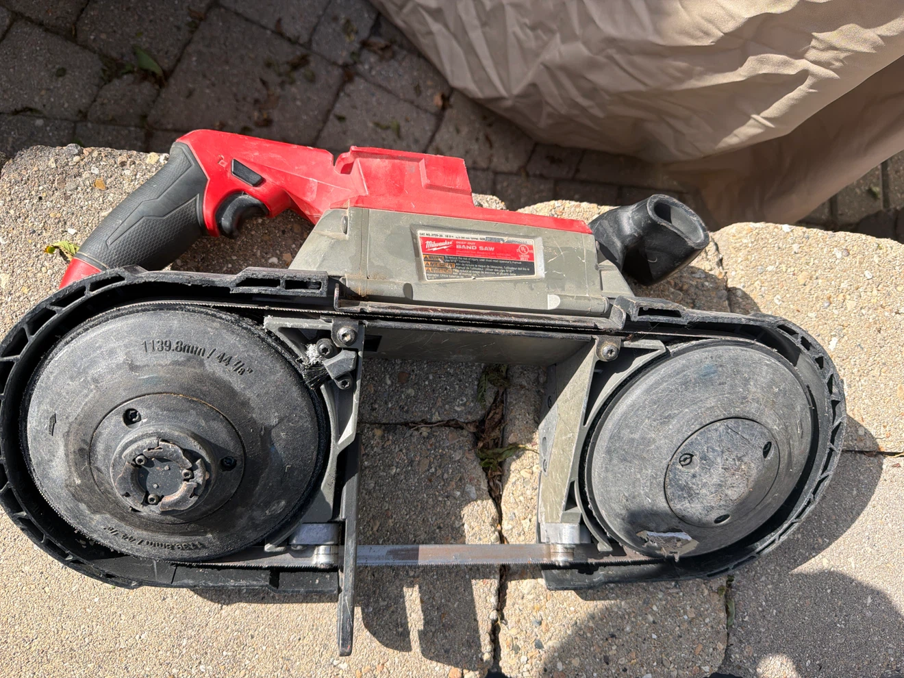 Milwaukee M18 FUEL Band Saw - photo 2