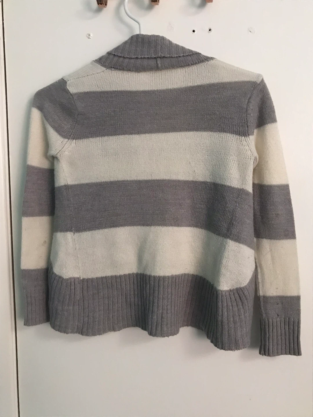 Urban Kids Grey & White Striped Cardigan {Size is medium (7/8)} - photo 2