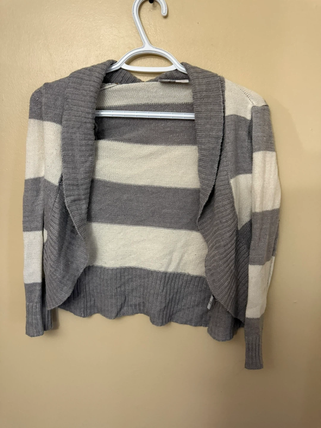 Urban Kids Grey & White Striped Cardigan {Size is medium (7/8)} - photo 3