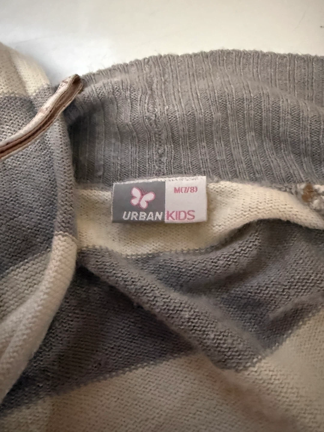 Urban Kids Grey & White Striped Cardigan {Size is medium (7/8)} - photo 5