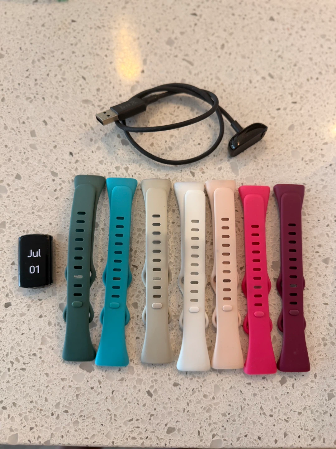 Fitbit Charge 6, 7 bands & Charger - photo 2