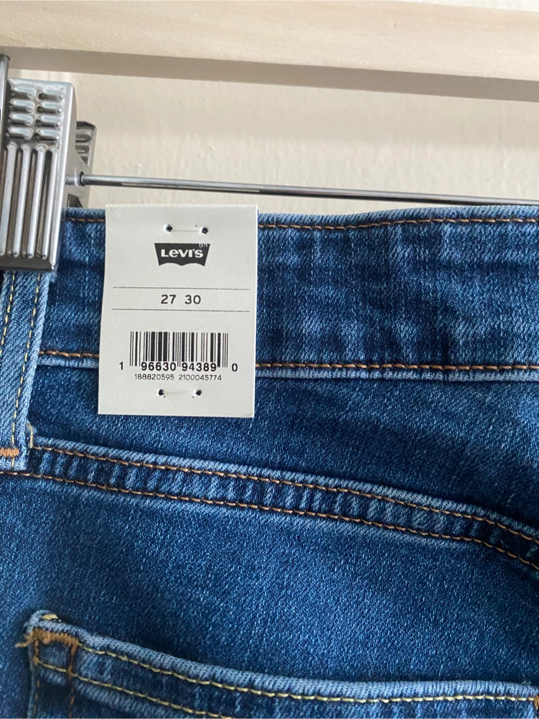 Levi's 721 High-Rise Skinny Jeans - photo 4