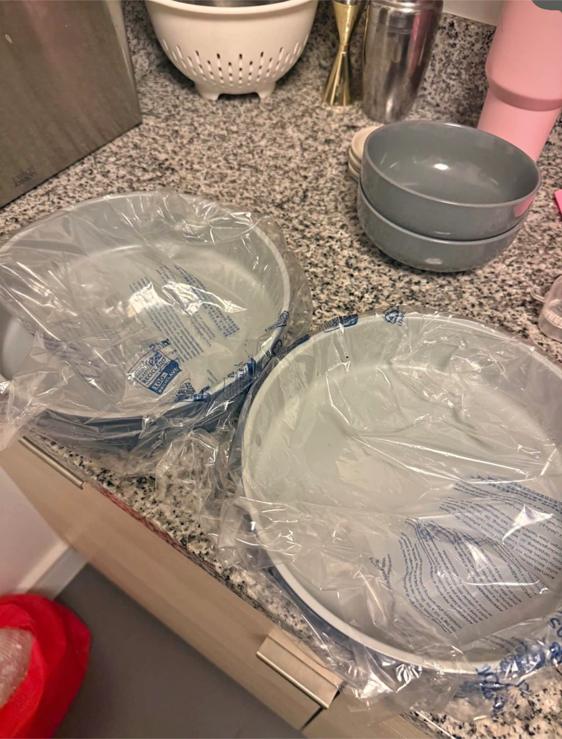 Set of 2 Round Baking Pans - 10 Inch - photo 2