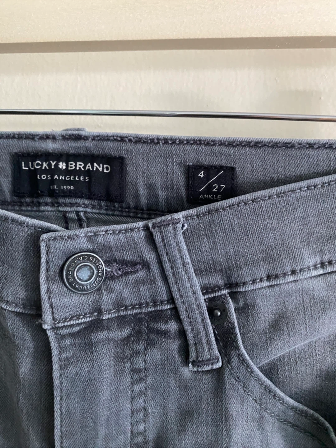Lucky Brand Grey Ankle Jeans - photo 2