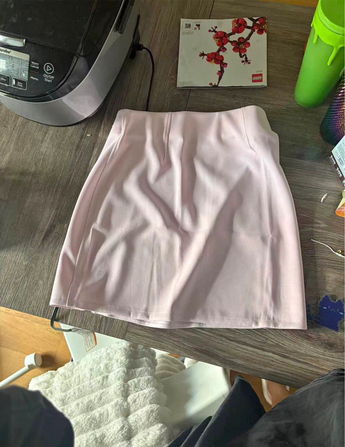 Lululemon Softstreme High-Rise Mini Skirt Pink Size S