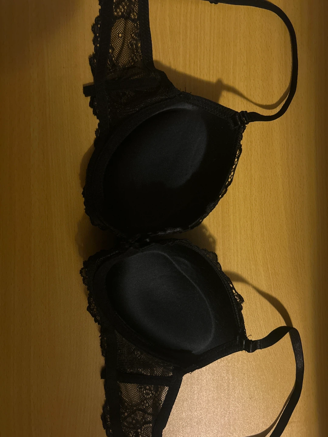 Black Lace Bra 36C - photo 2