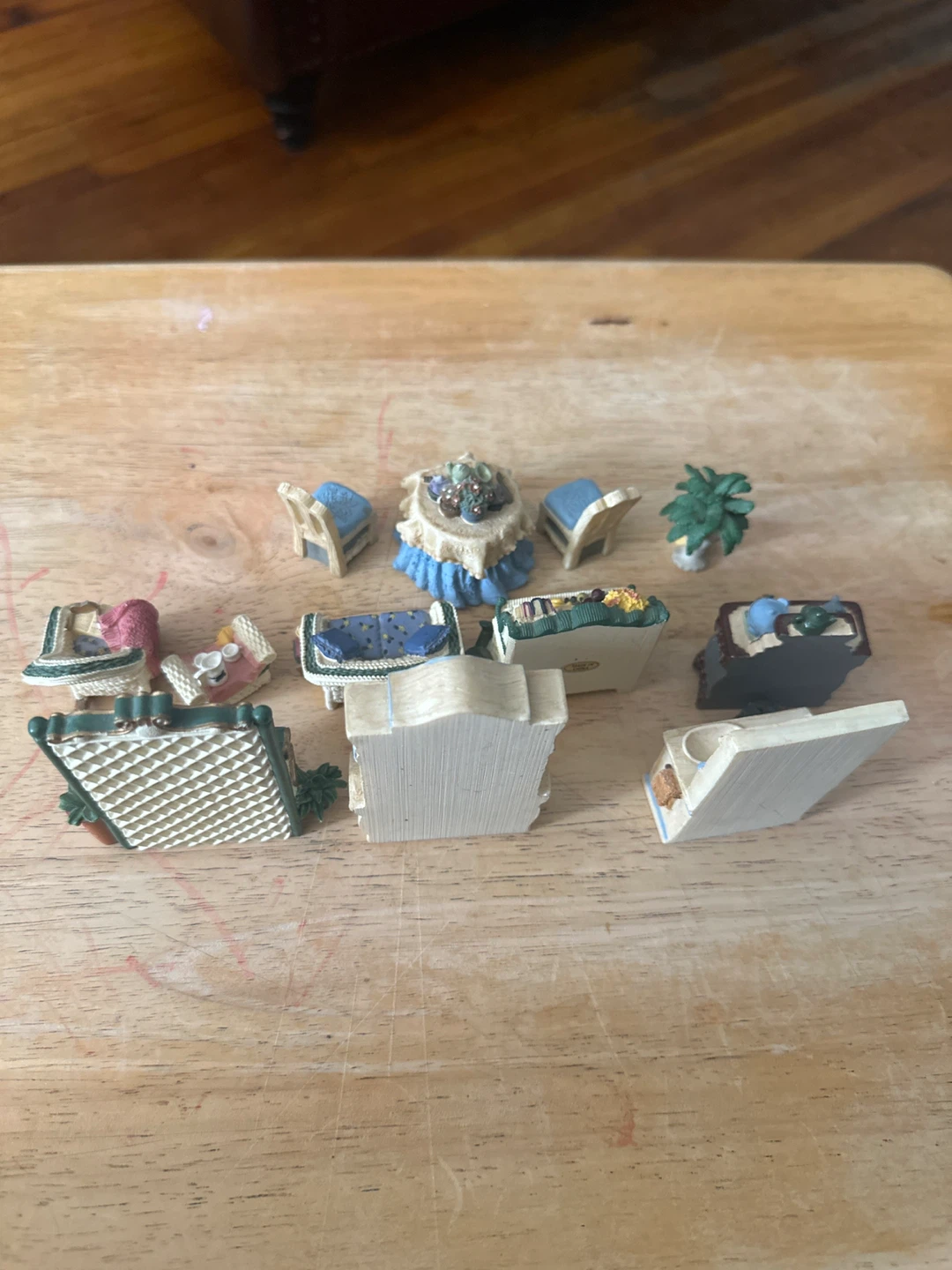 Doll house furniture - photo 2