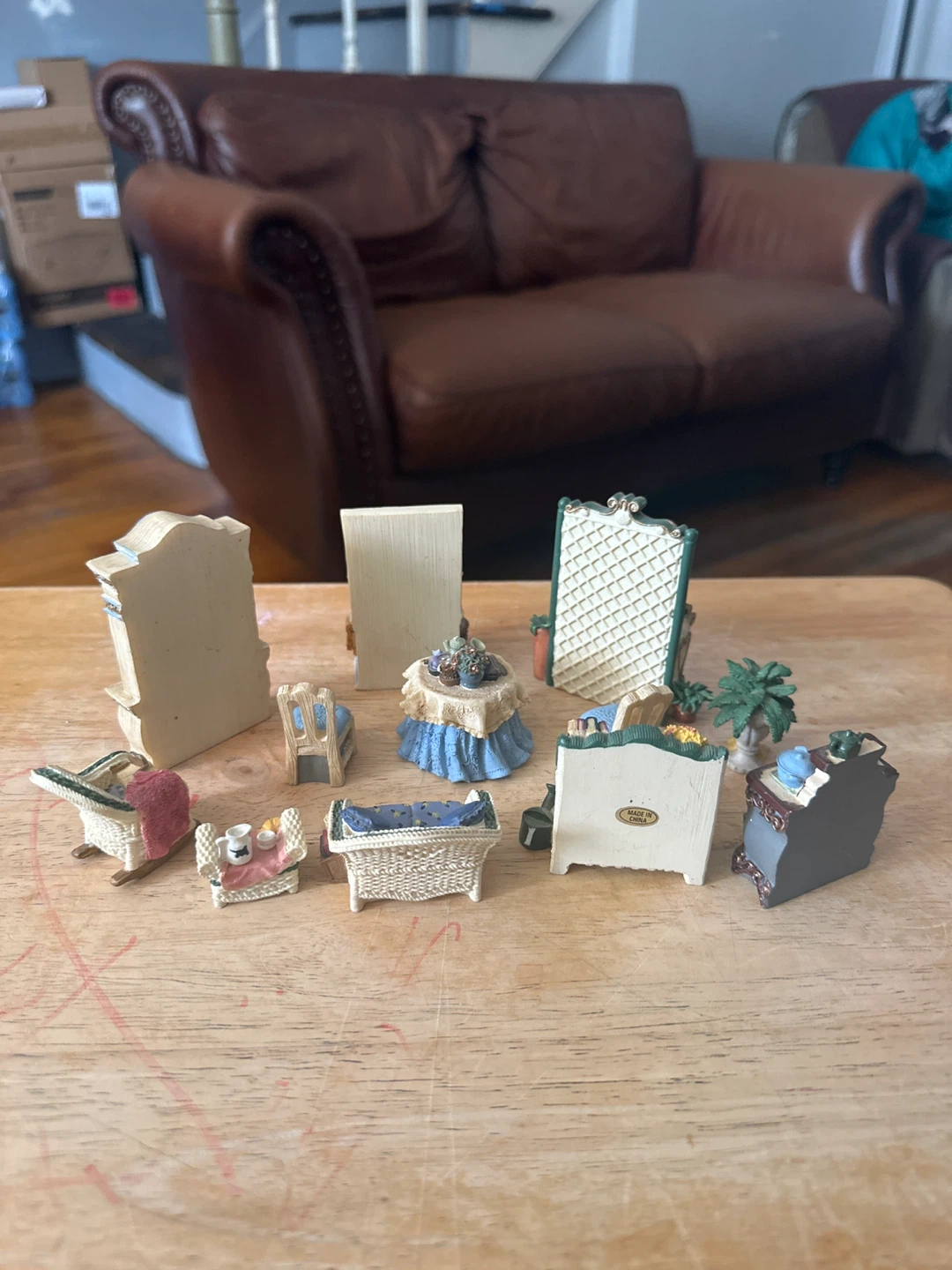 Doll house furniture - photo 3