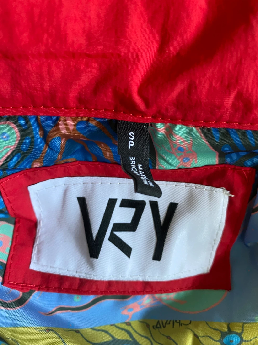 VRY x Don Chretien Red Puffer Jacket with Mask - photo 4