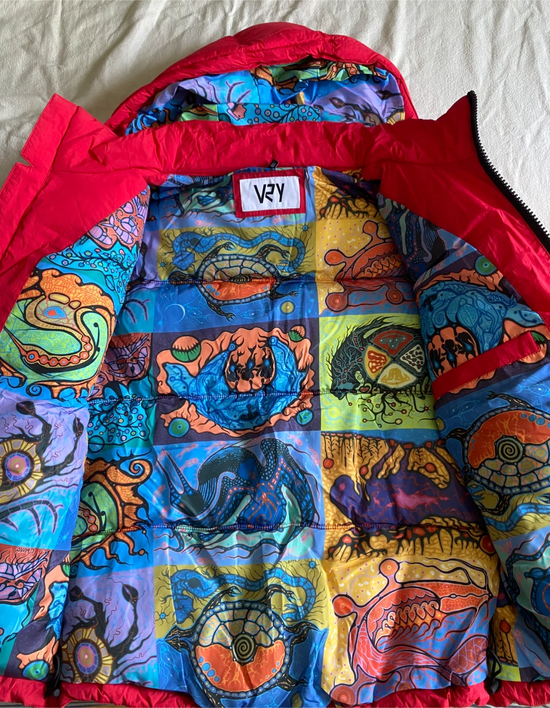 VRY x Don Chretien Red Puffer Jacket with Mask - photo 2