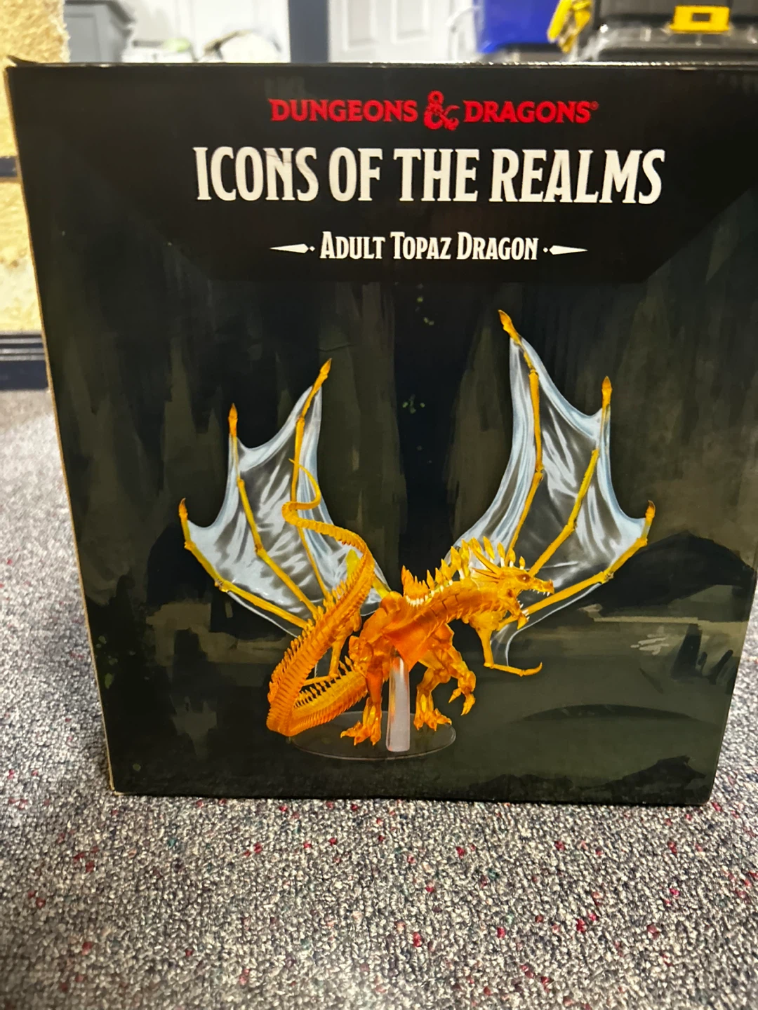 Dungeons & Dragons Icons of the Realms Adult Topaz Dragon - photo 3