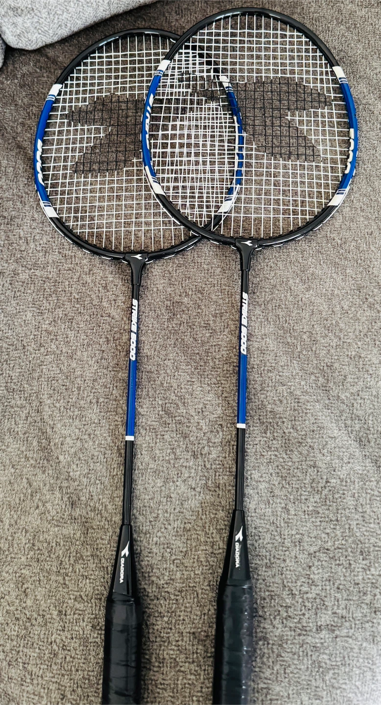 Diadora Strike 1000 Badminton Racquets (Pair) - photo 2