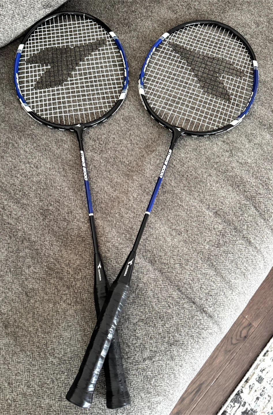 Diadora Strike 1000 Badminton Racquets (Pair) - photo 3