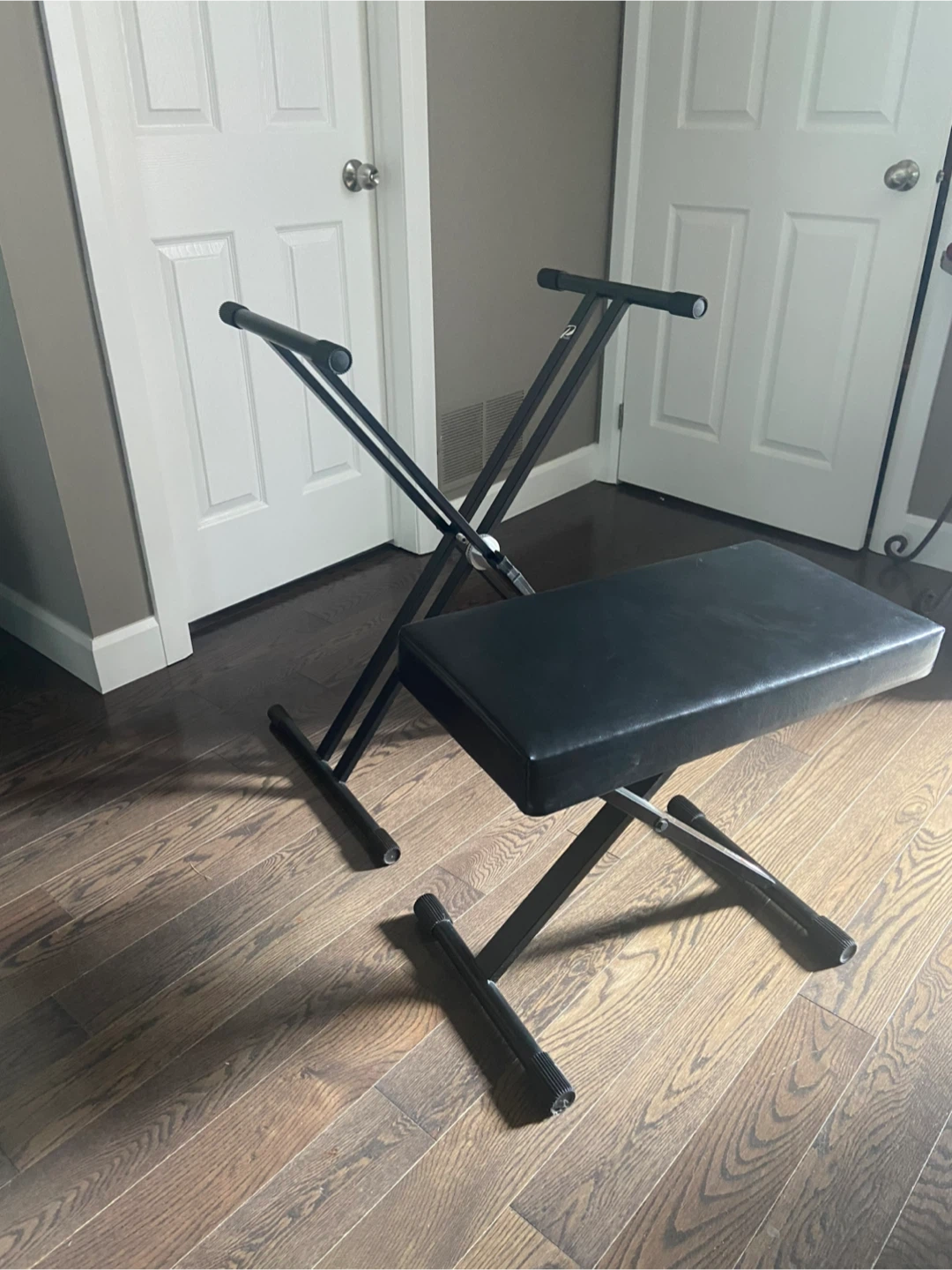 Keyboard stand and bench - photo 2