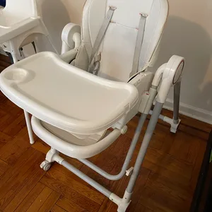 White Graco High Chair