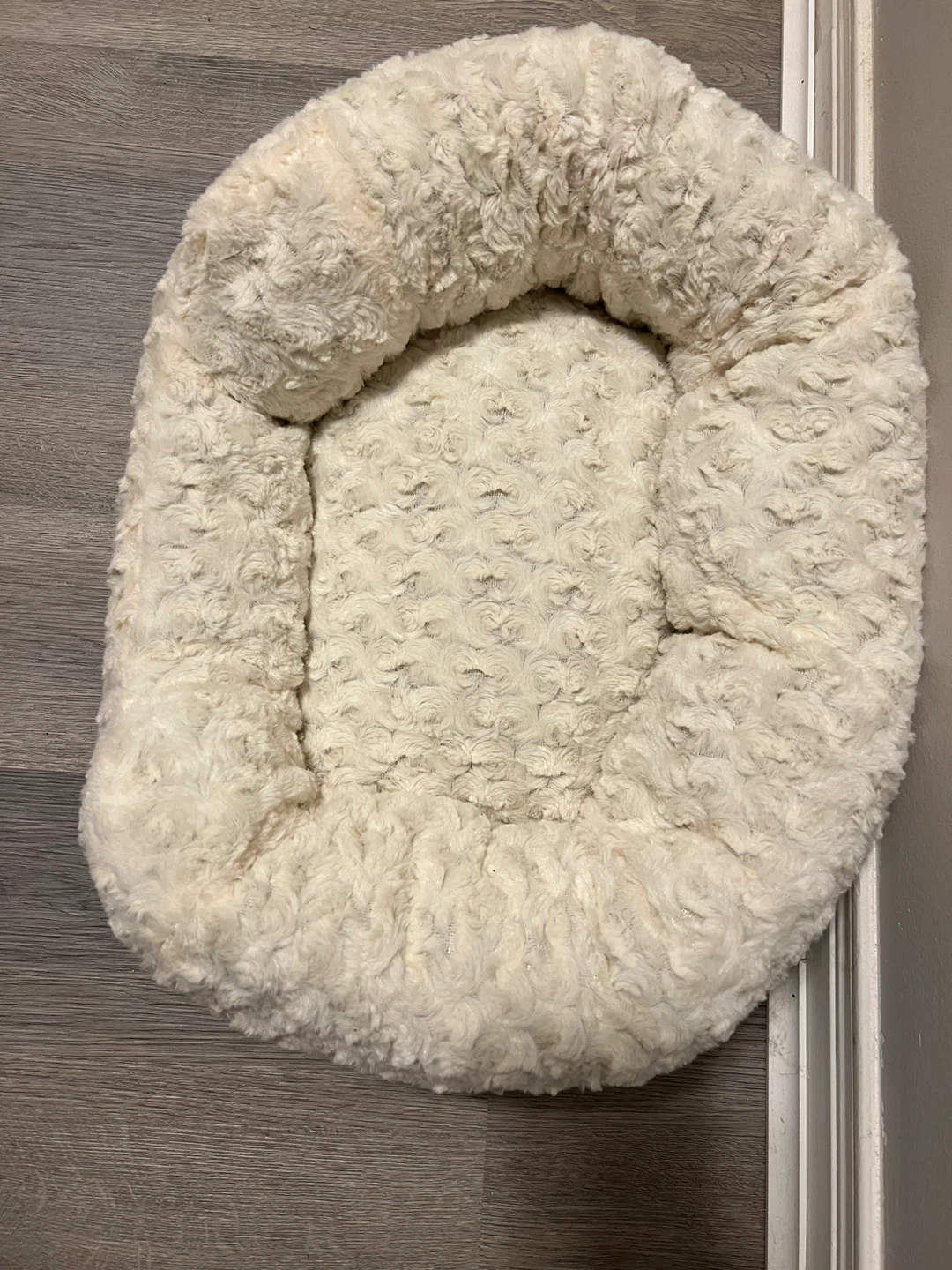 Cream Plush Pet Bed - photo 2