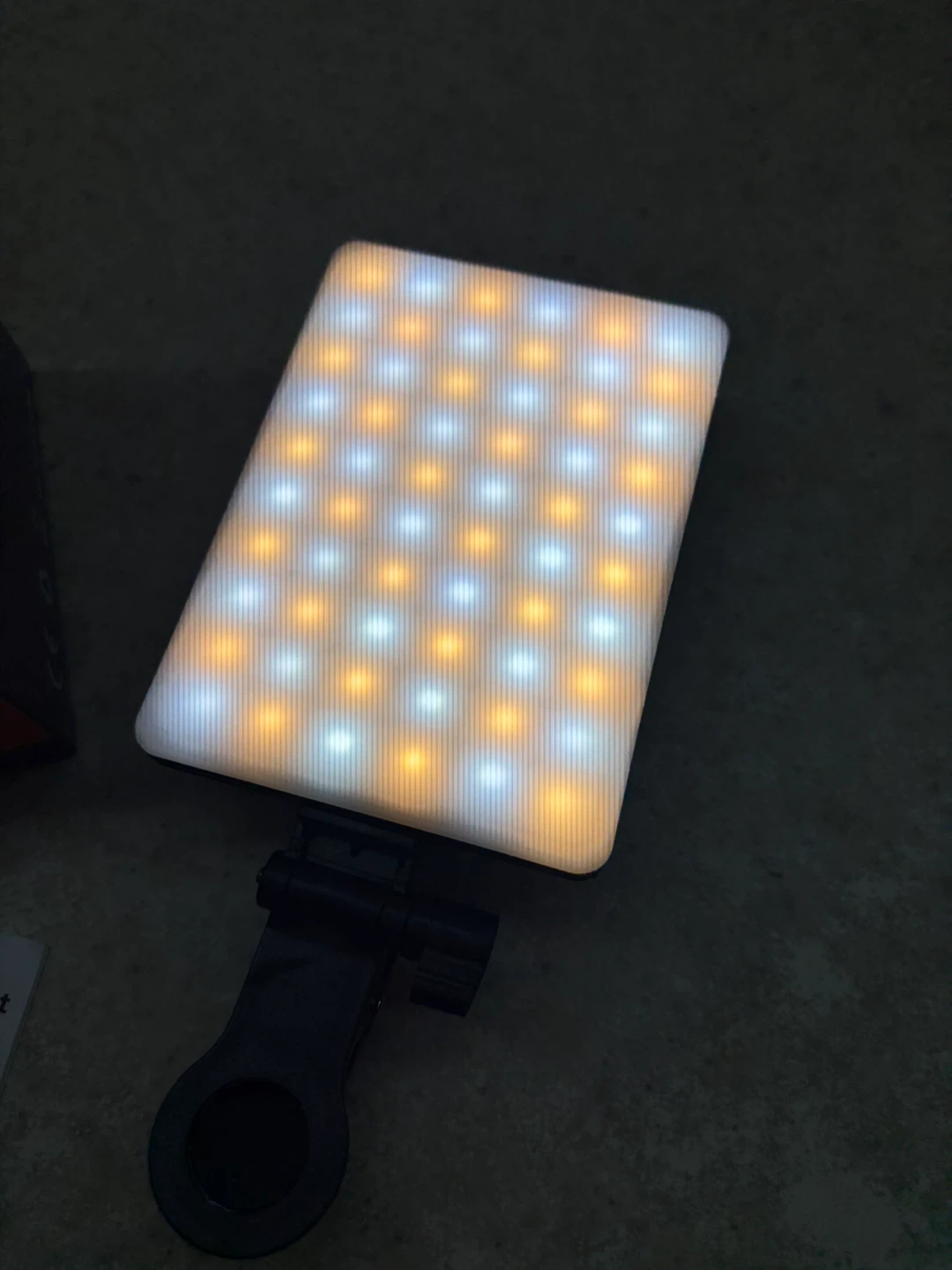 Mobile Phone LED Light VL-60BI - photo 4