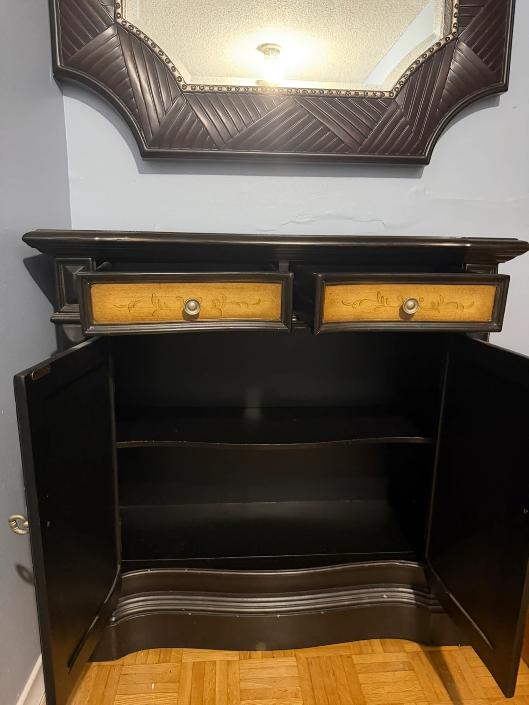 Furniture - photo 3
