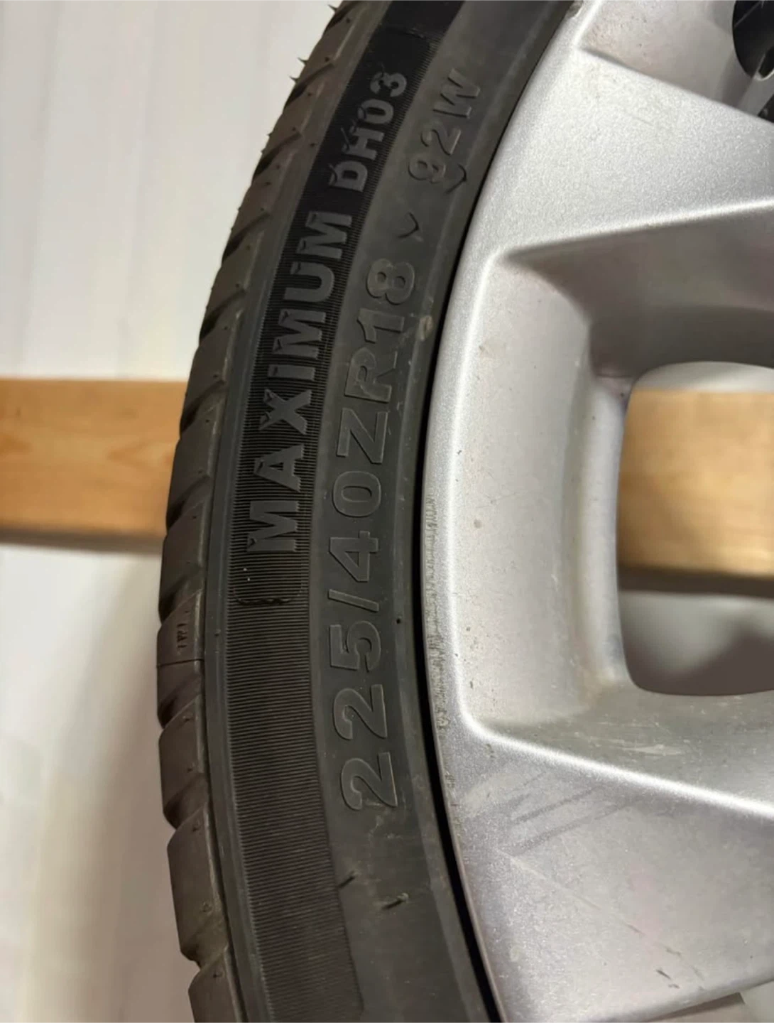 2 Summer Tyres & Rims Set : 225/40ZR18 - photo 2
