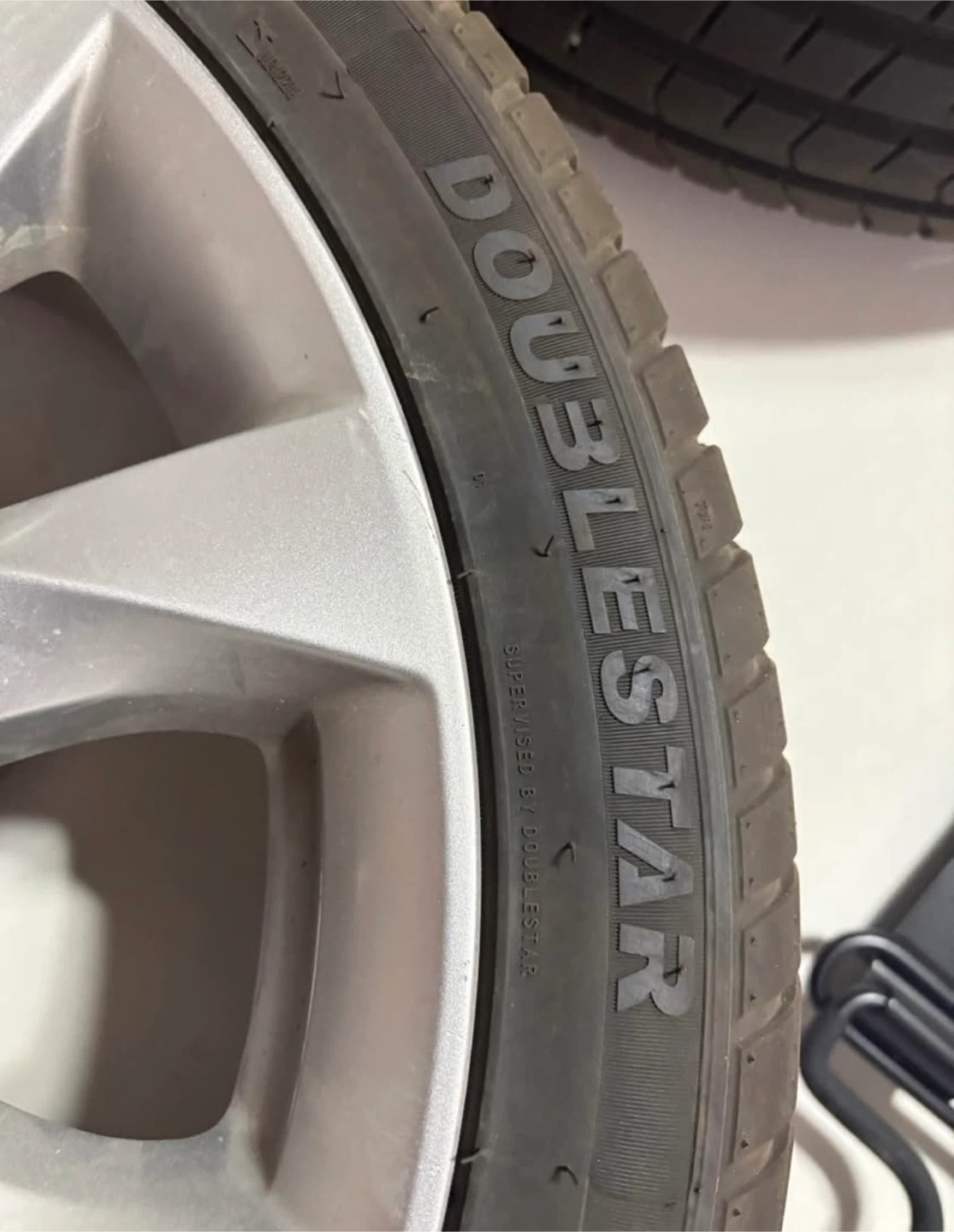 2 Summer Tyres & Rims Set : 225/40ZR18 - photo 3