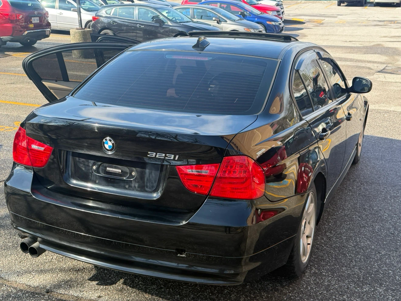 BMW 323i /// BLACK*320k*CERTIFIED RWD-NO ISSUES $4000xx TODAY!! - photo 4