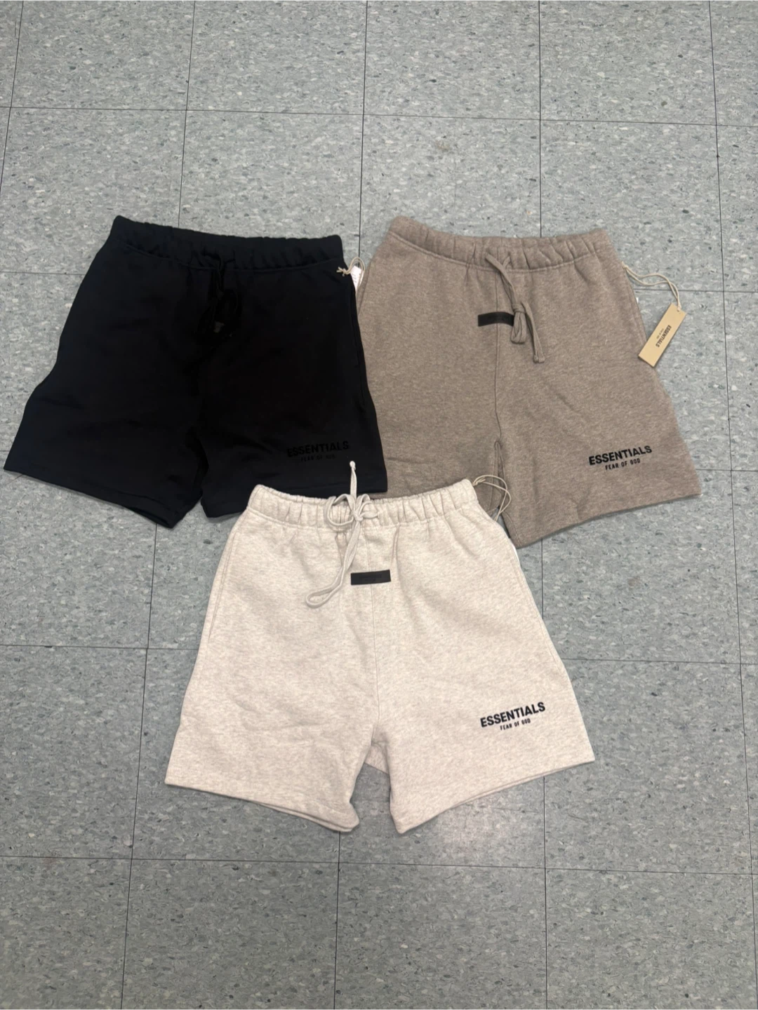 Fear Of God Essentials Shirts And Shorts - photo 2