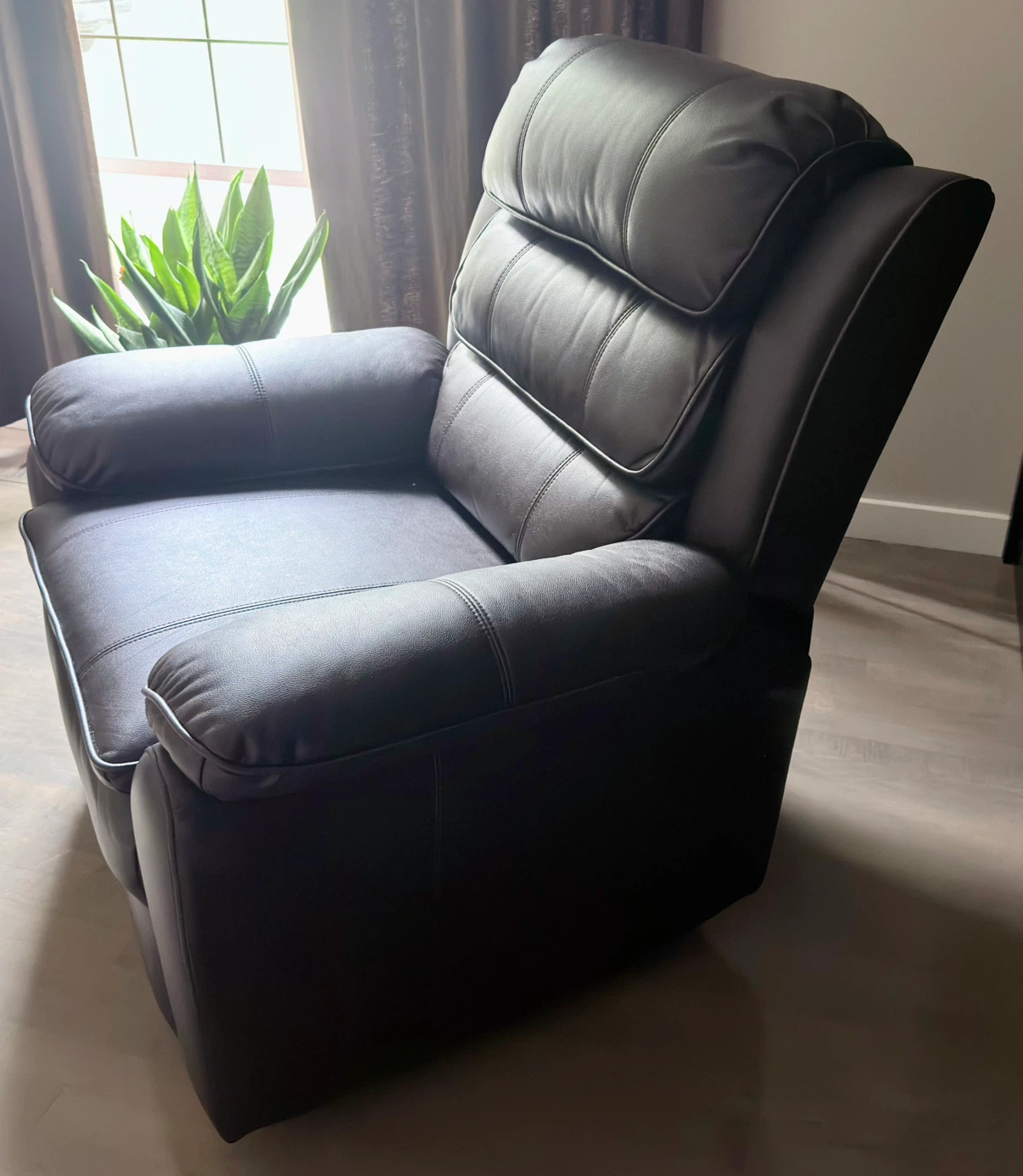 Brown Faux Leather Manual Recliner Chair - photo 2