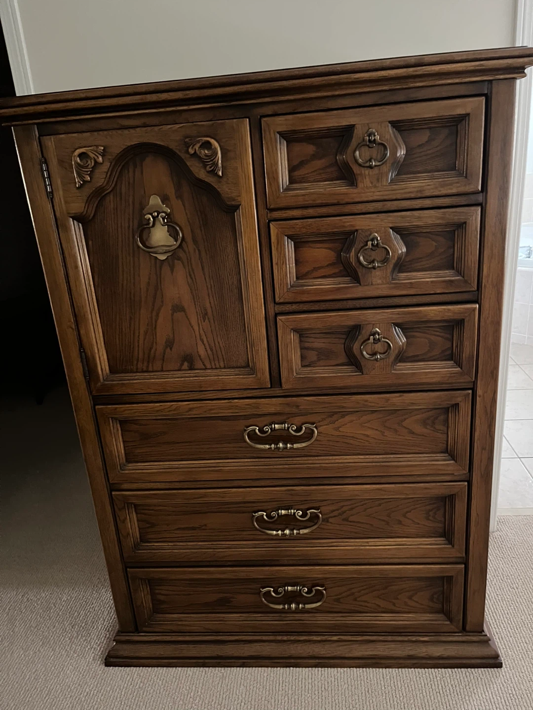 Oak chest of drawers - photo 2