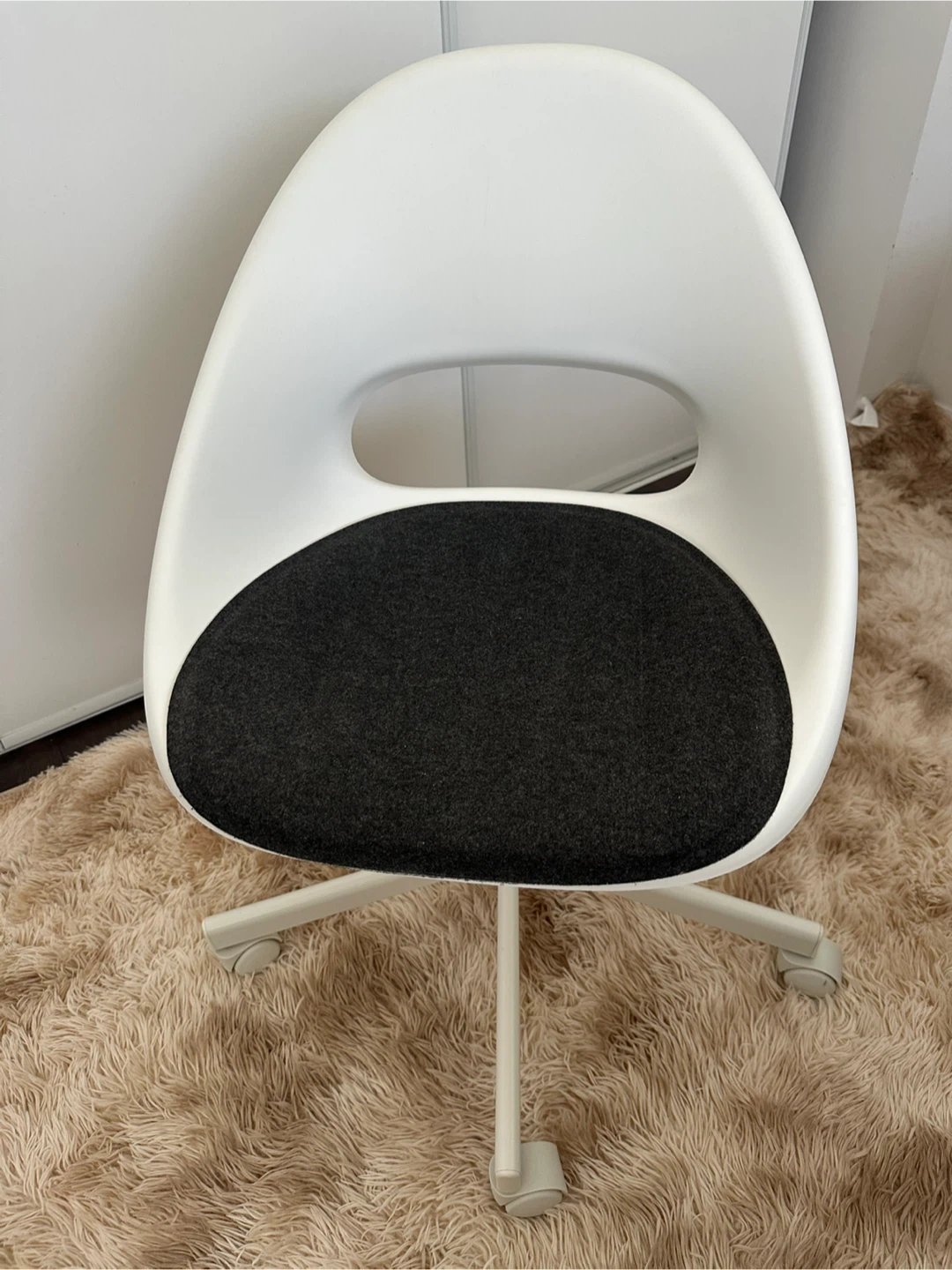 Furniture - photo 2