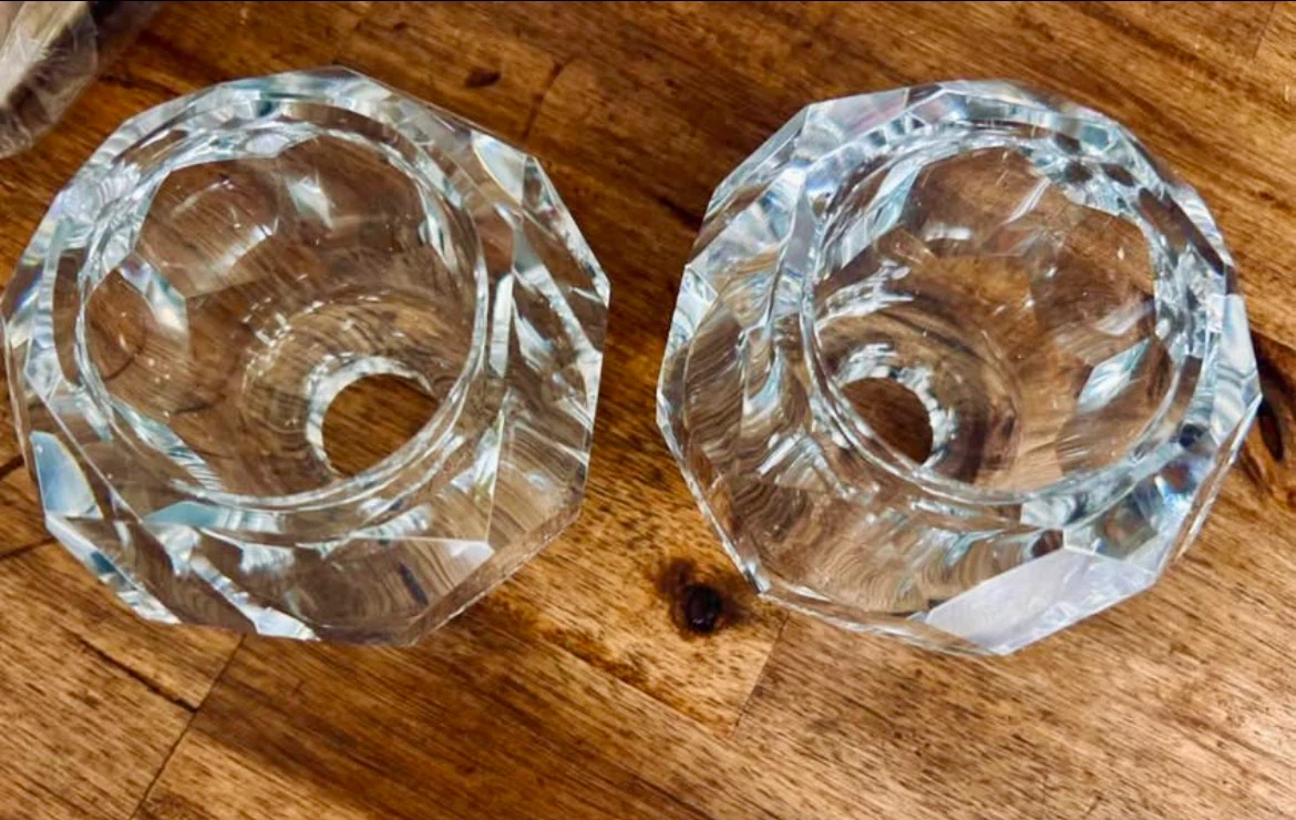 Pair of (2x) Faceted Crystal and Brass Sconces. Brand new. - photo 5