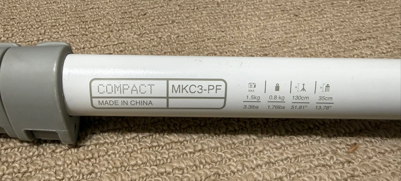 Manfrotto Compact MKC3-PF Tripod - photo 2