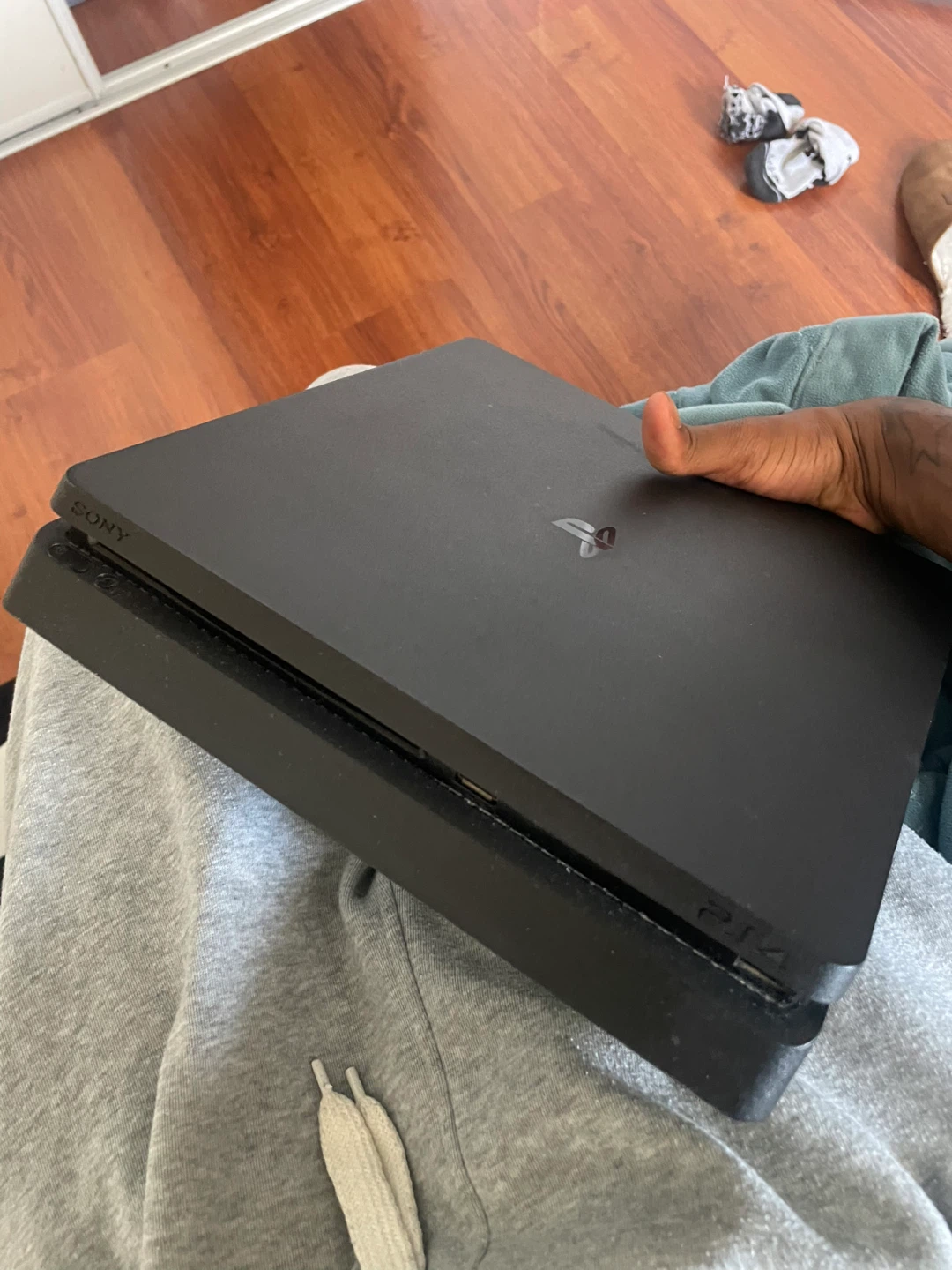Sony PlayStation 4 Slim Console