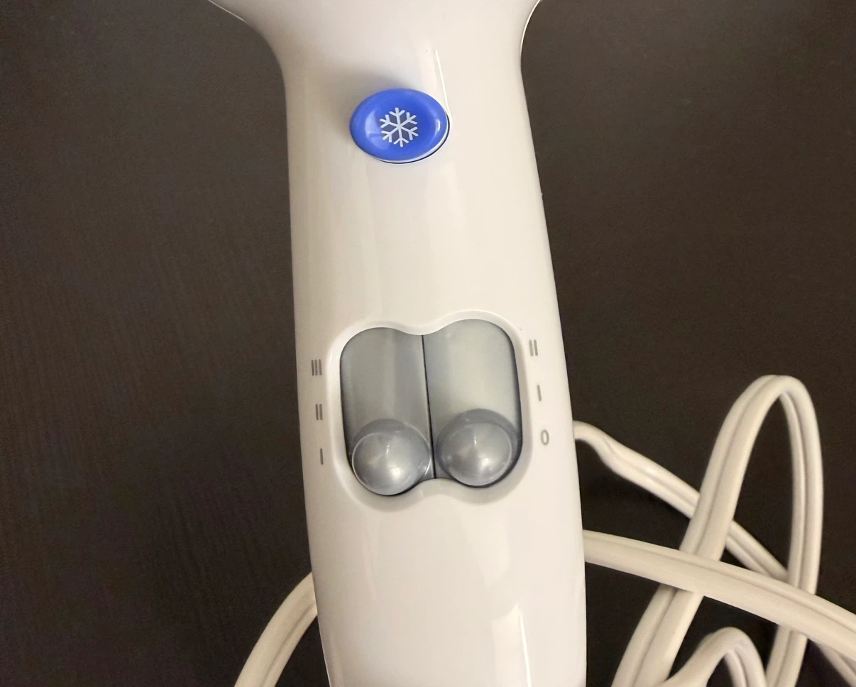 Conair White Hair Dryer - photo 3