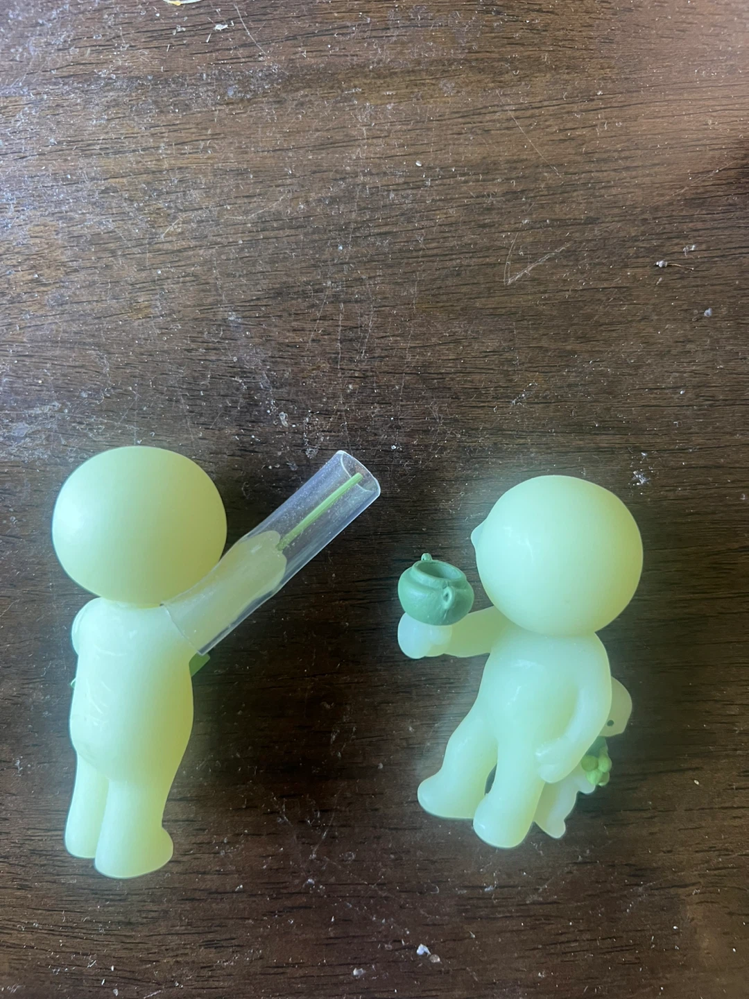 Light Green Figurines with Accessories - photo 2