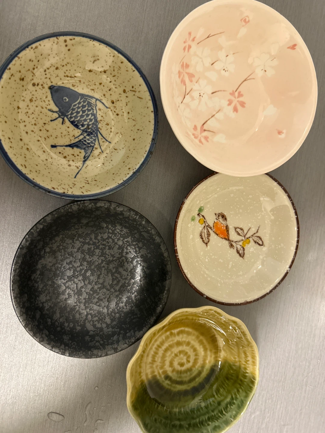 Set of 5 Japanese-style small ceramic bowls