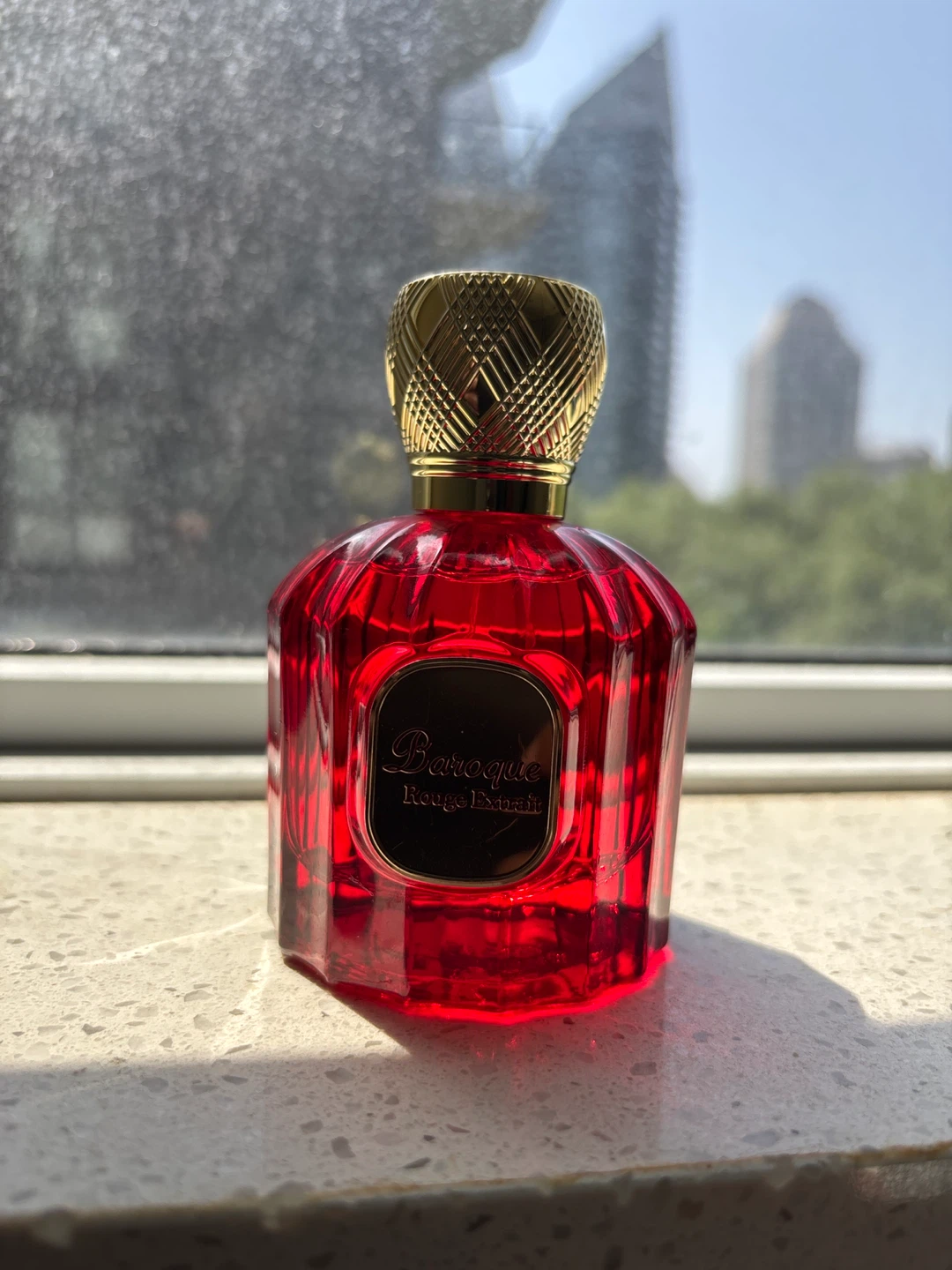 Baroque Rouge Extrait Perfume