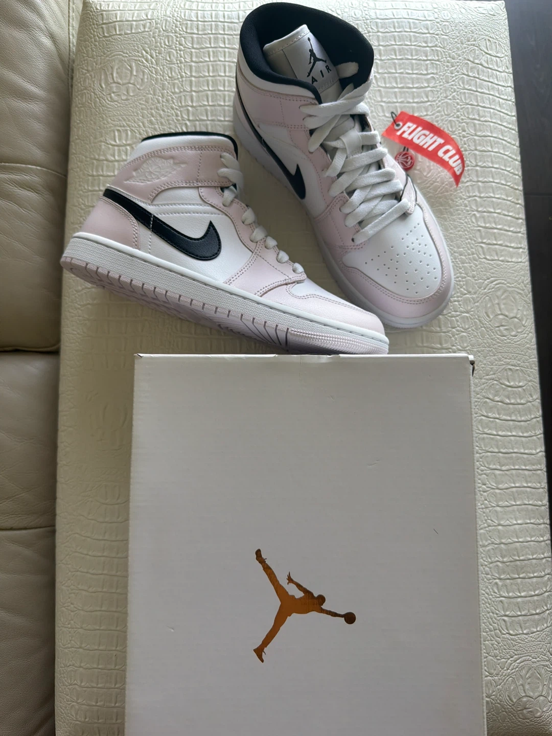 Womens Size 7 - Air Jordan 1 “Barely Rose” (Pink) - photo 3