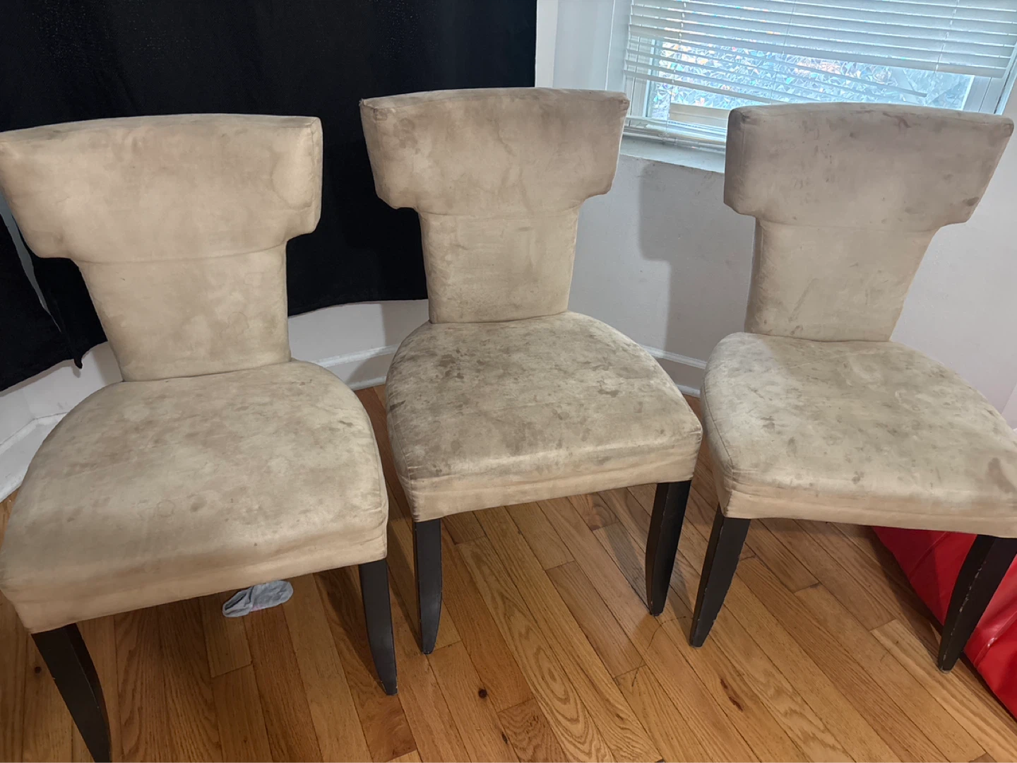 6 chairs all need deep cleaning best offer for all of them