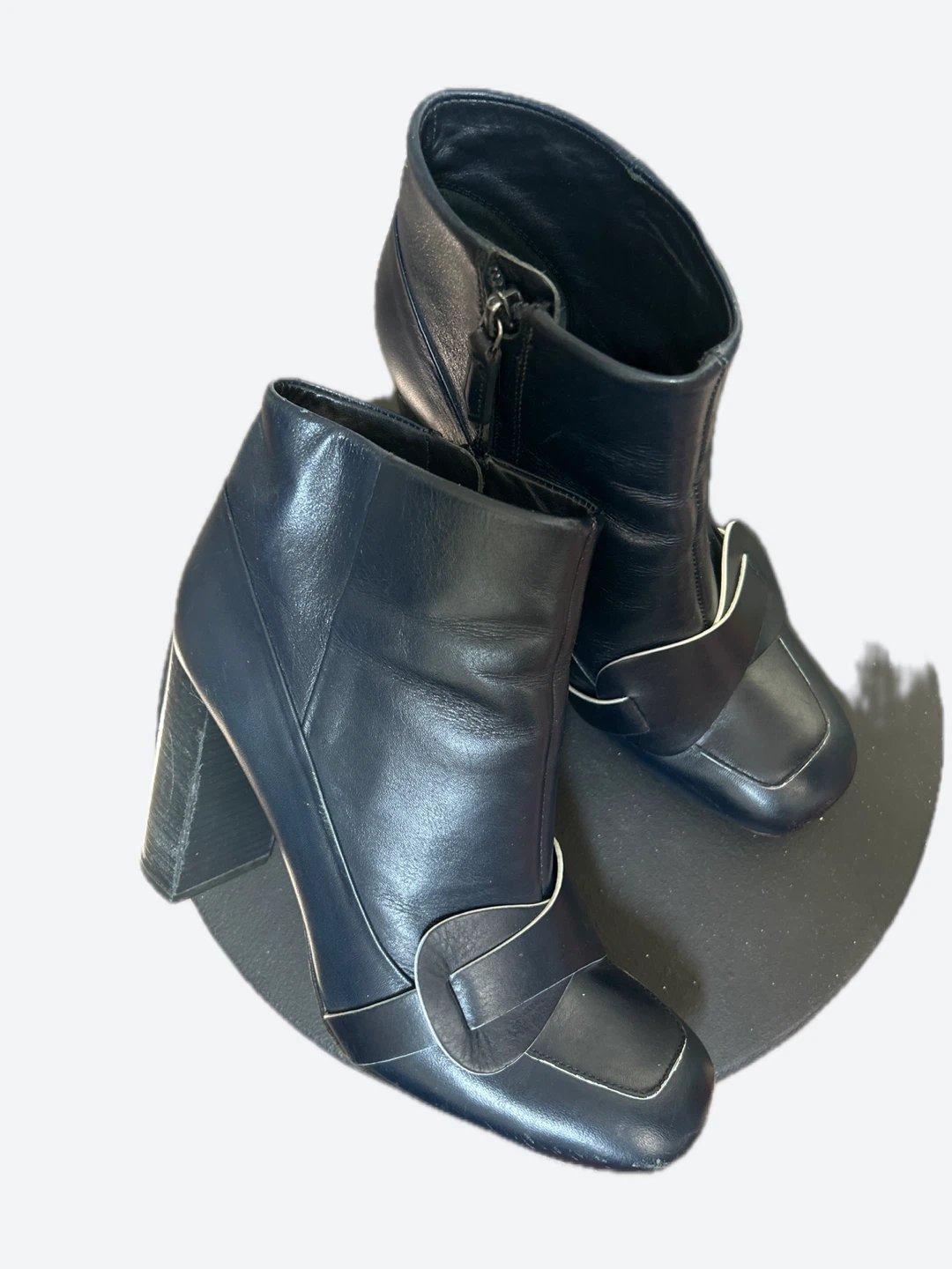 Tory Burch Navy Leather Ankle Boots Size 7 - photo 4
