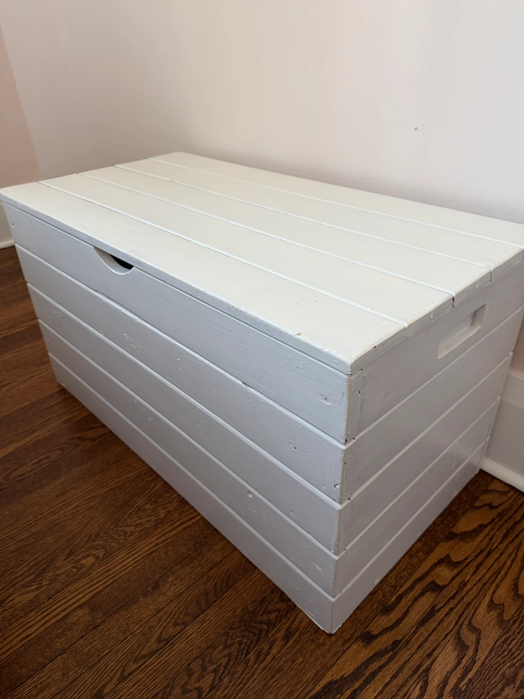 White Wooden Storage Chest Trunk - photo 2